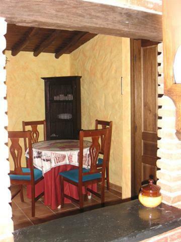 Casa Rural La Villa Miranda del Castanar Exterior photo